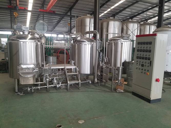 通州全套啤酒设备一套多少钱？开精酿厂到底得配齐哪些？
